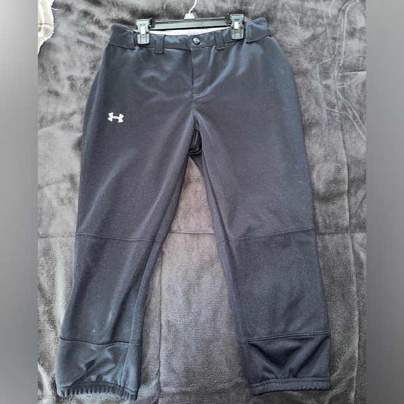 Under Armour Softball/ Baseball pants black belt loop and elastic waist - Picture 1 of 4